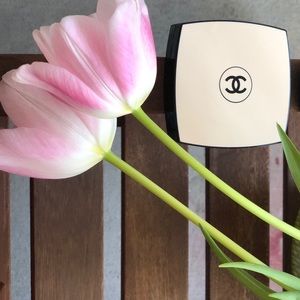 CHANEL Les Beige Healthy glow sheer power